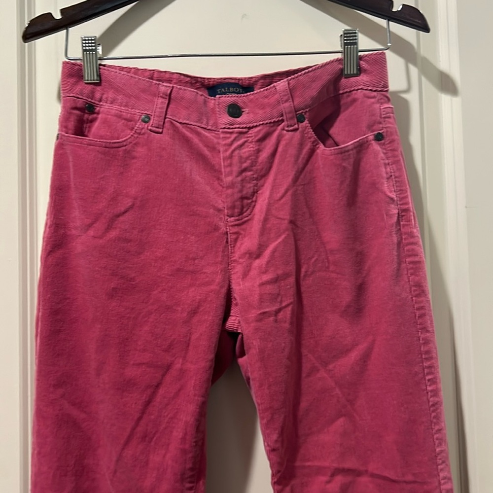 Like New! Talbots womens Heritage Corduroy Pants Straight Leg pants size 4 pink